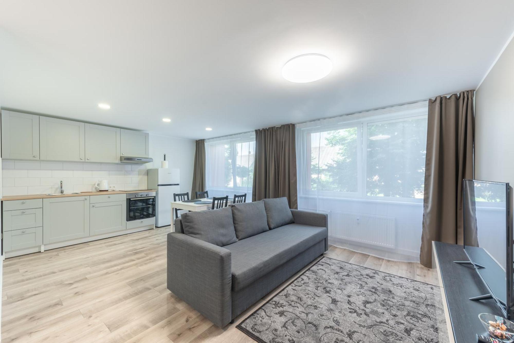 Stiklo Apartamentai Radviliskis Экстерьер фото